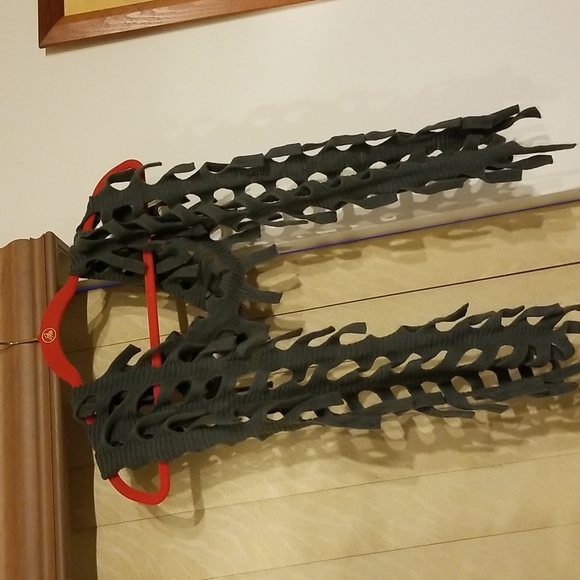 Grey Knit Scarf - Picture 3 of 11